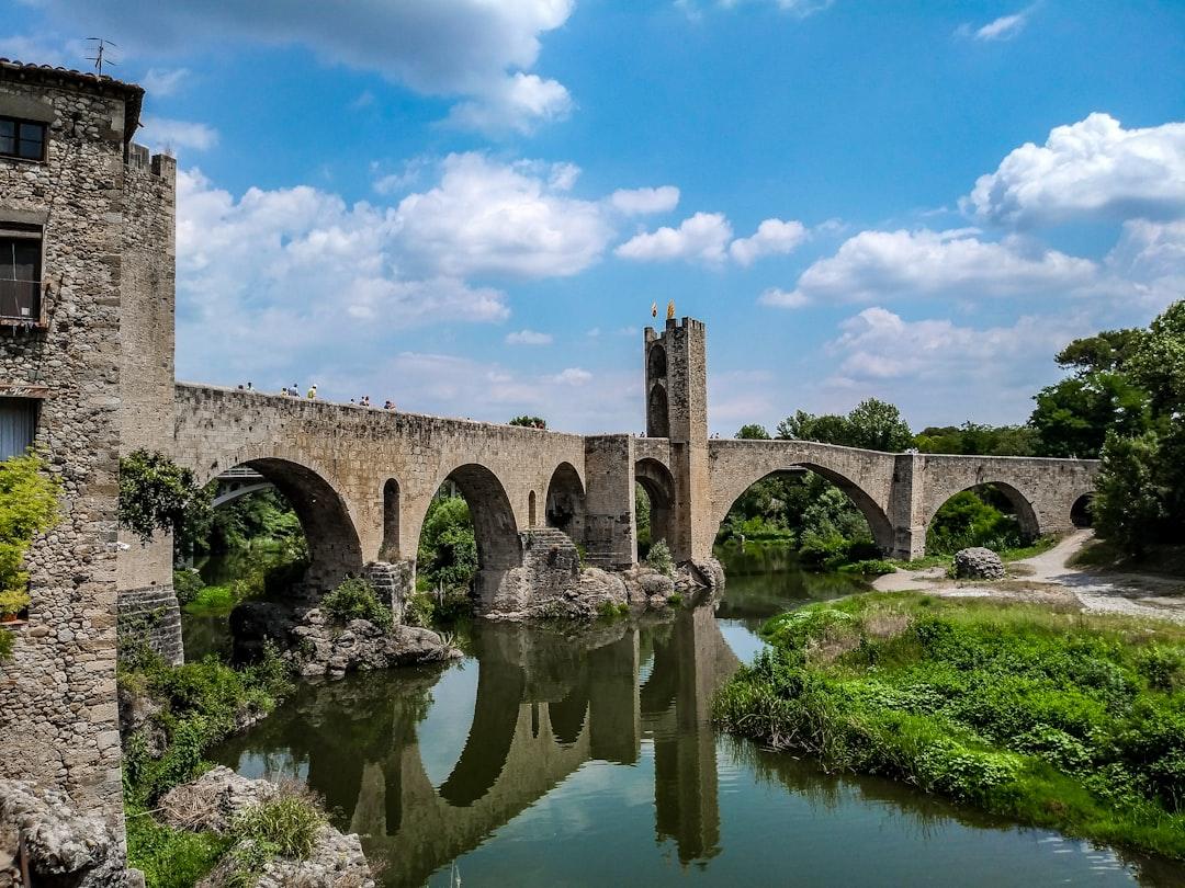 Besalú Travel Guide: Bridge, Jewish Heritage and a Slow Medieval Day